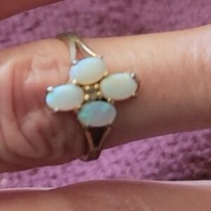 AVON VINTAGE Opal Cluster Four-Stone Ring Sterling Silver
